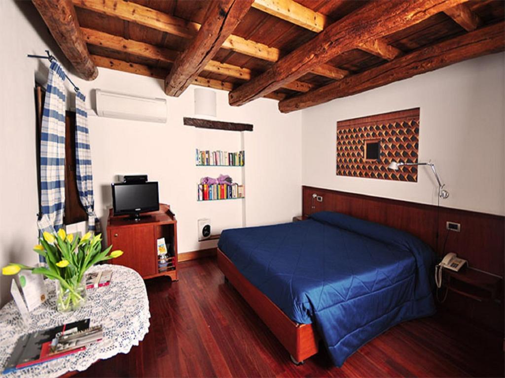 Hotel Dolcemela Ferrara Pokoj fotografie