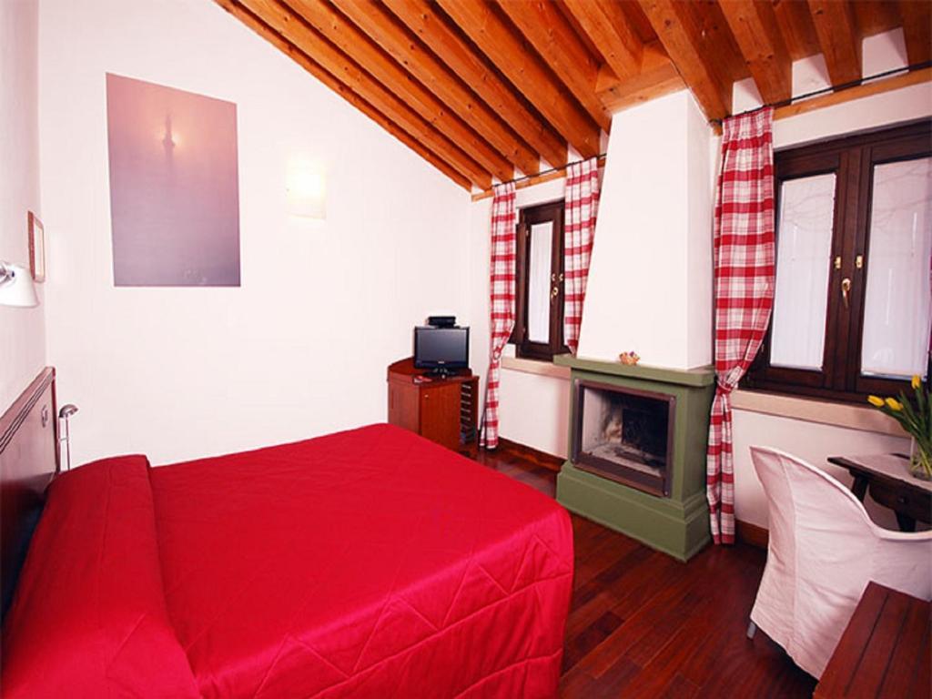 Hotel Dolcemela Ferrara Pokoj fotografie